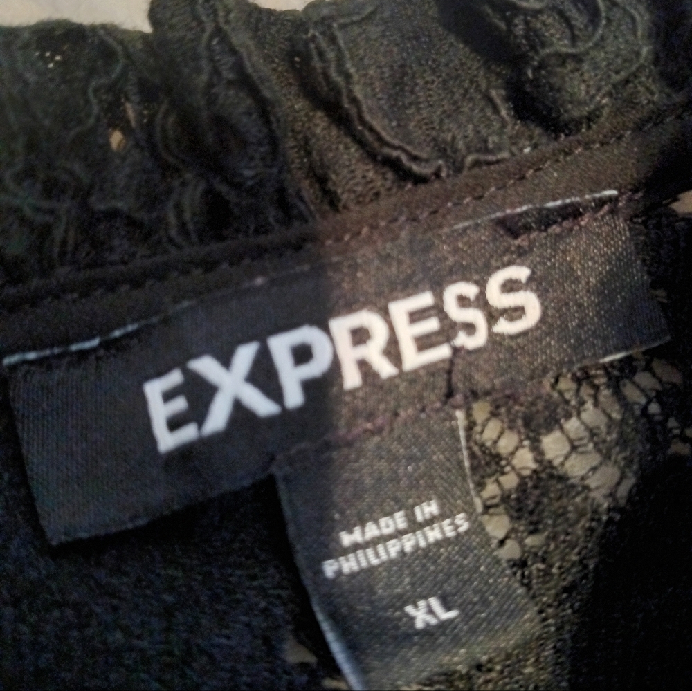 Express Top - Picture 3 of 5
